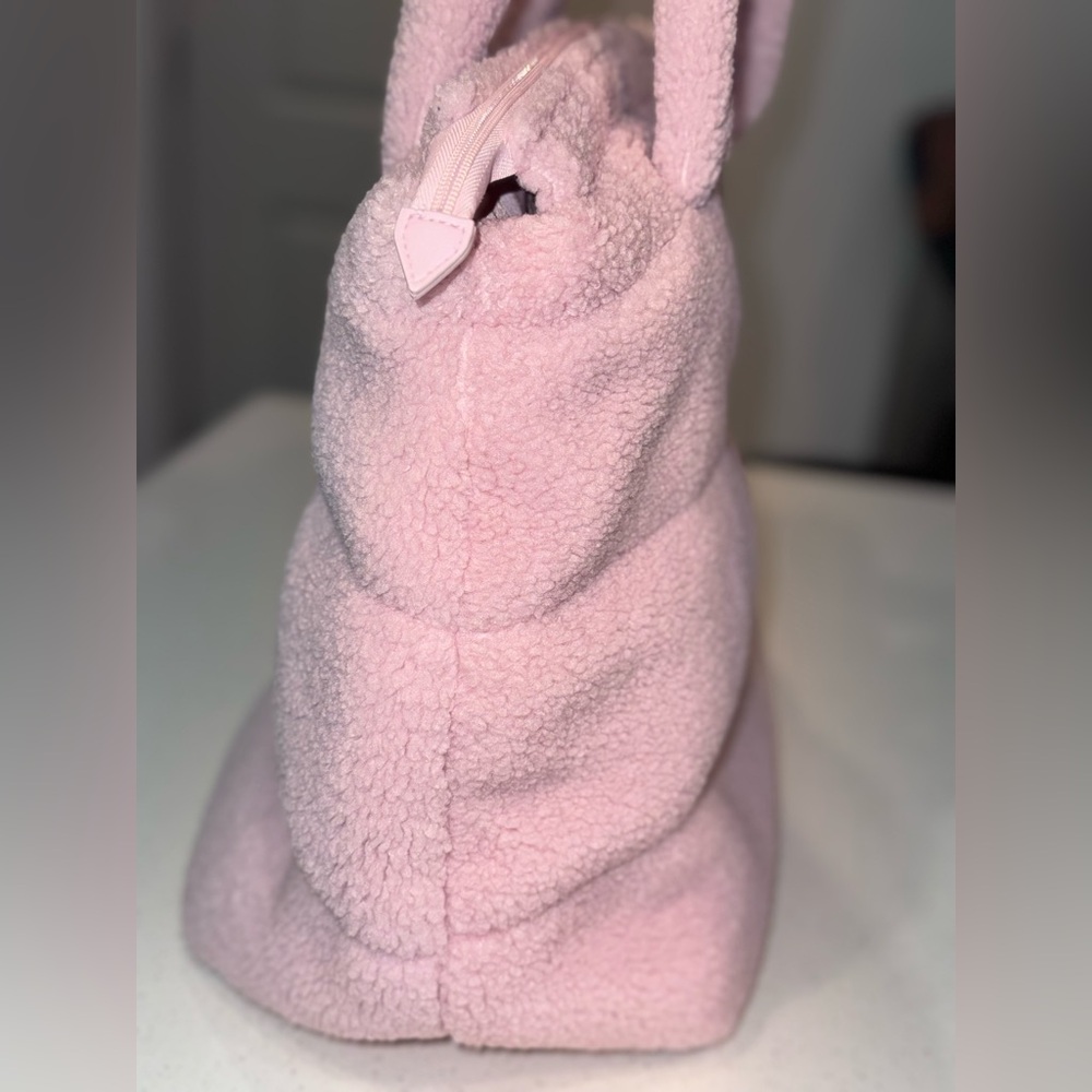 PINK Victoria’s Secret Sherpa Puffer Tote Bag - Soft Pink Cozy Quilted - Picture 4 of 10